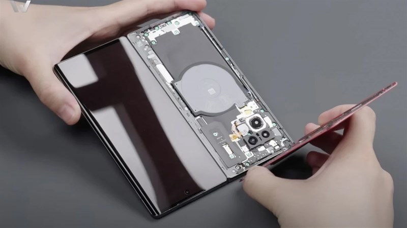 Mổ bụng Vivo X Fold2 Mổ bụng Vivo X Fold2