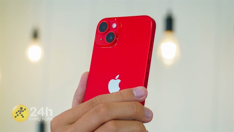 Đánh giá iPhone 14 Plus sau 6 tháng: Hiệu năng được cải thiện mạnh mẽ, pin dùng được lâu hơn Đánh giá iPhone 14 Plus sau 6 tháng: Hiệu năng được cải thiện mạnh mẽ, pin dùng được lâu hơn