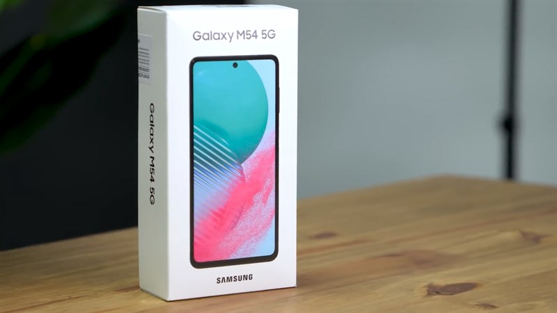 Galaxy M54 có thiết kế hộp đựng rất đơn giản