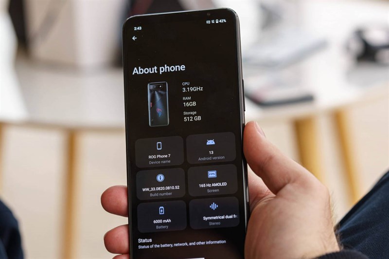 Đánh giá ASUS ROG Phone 7: Thiết kế đẹp mắt, pin lớn 6.000 mAh cùng hiệu năng mạnh mẽ Đánh giá ASUS ROG Phone 7: Thiết kế đẹp mắt, pin lớn 6.000 mAh cùng hiệu năng mạnh mẽ
