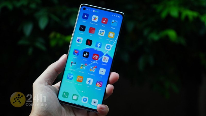 Có nên mua OPPO Reno6 Pro - Thiết kế tinh tế, chất liệu cao cấp