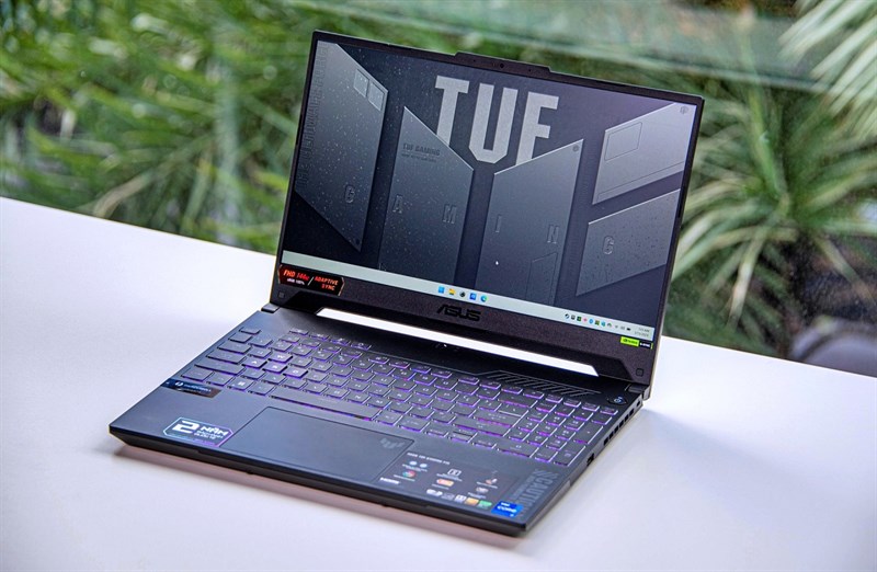 ASUS TUF Gaming F15 2023 còn được trang bị card đồ họa RTX 4050