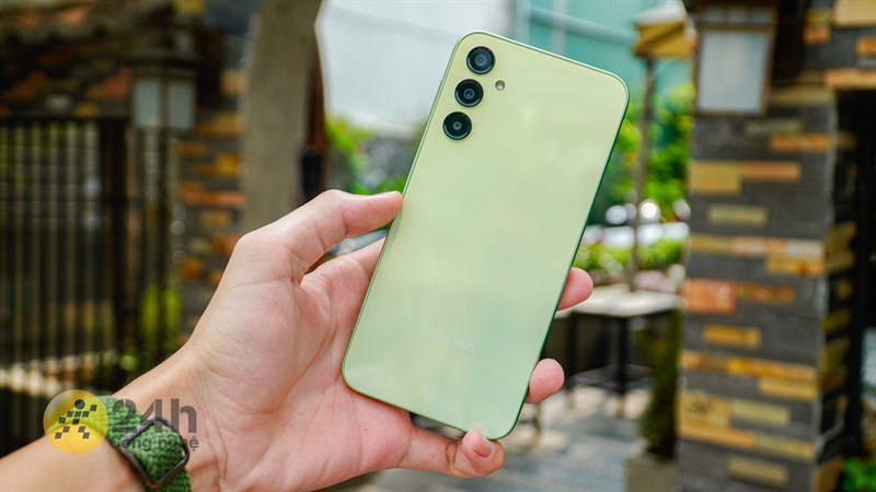 Đánh giá Galaxy A24