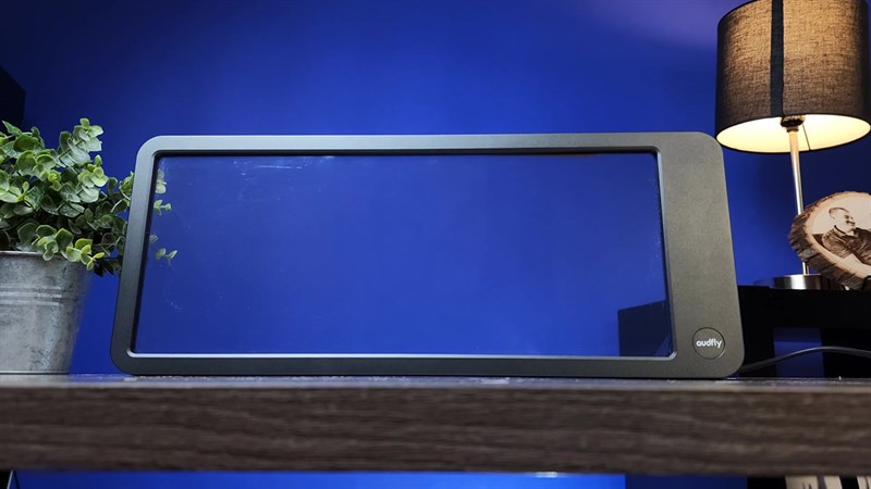Focusound Glass tạo ra hiệu ứng âm thanh toàn dải và trải nghiệm âm thanh không gian đắm chìm 360° cho người nghe. Focusound Glass tạo ra hiệu ứng âm thanh toàn dải và trải nghiệm âm thanh không gian đắm chìm 360° cho người nghe.