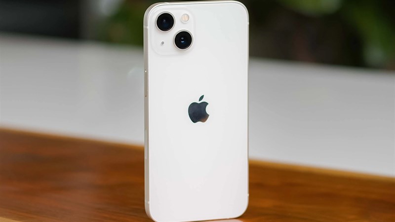 iPhone 13