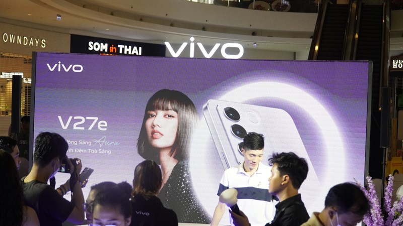 Toàn cảnh sự kiện ra mắt Vivo V27e: Tỏa Sáng Hào Quang cả ngày lẫn đêm