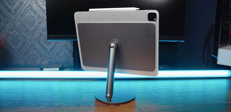 Benks Infinity Pro Stand là một món phụ kiện thú vị và hữu ích cho iPad