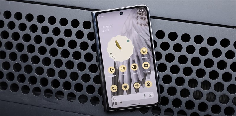 Google Pixel Fold sở hữu màn hình ngoài có chất lượng hiển thị tốt Google Pixel Fold sở hữu màn hình ngoài có chất lượng hiển thị tốt