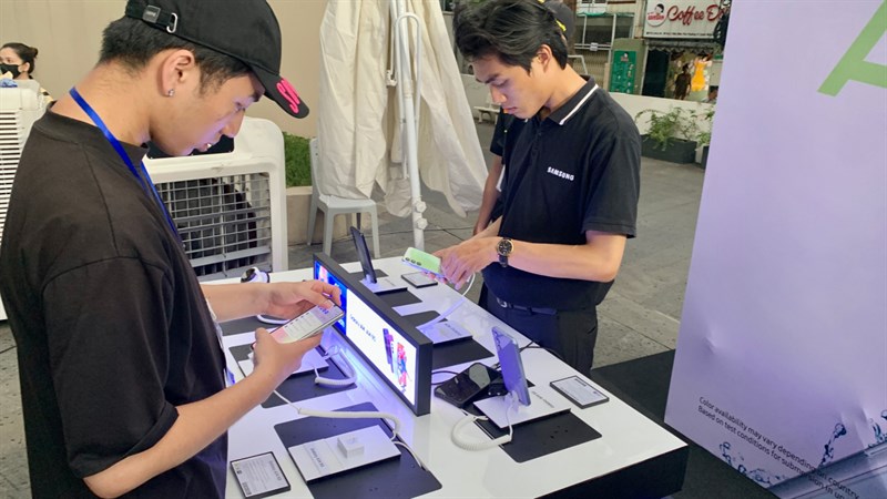 Cùng đắm chìm trong sự kiện trải nghiệm Galaxy A tại trường Đại học Hồng Bàng Cùng đắm chìm trong sự kiện trải nghiệm Galaxy A tại trường Đại học Hồng Bàng