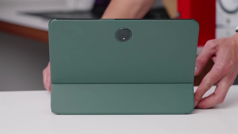 OnePlus Magnetic Keyboard. OnePlus Magnetic Keyboard.