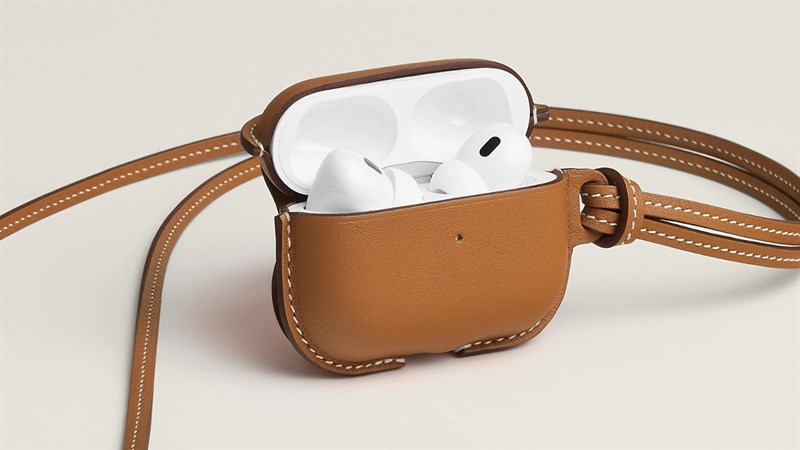 Mặc dù được thiết kế cho AirPods Pro 2, ốp cũng vừa vặn với hộp sạc của AirPods Pro Mặc dù được thiết kế cho AirPods Pro 2, ốp cũng vừa vặn với hộp sạc của AirPods ProMặc dù được thiết kế cho AirPods Pro 2, ốp cũng vừa vặn với hộp sạc của AirPods Pro