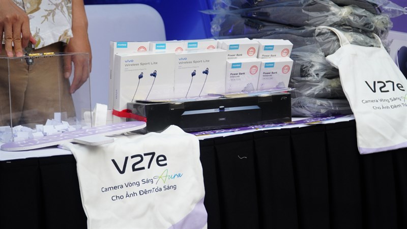 Toàn cảnh sự kiện mở bán Vivo V27e với không khí sôi nổi, quà tặng vô vàn Toàn cảnh sự kiện mở bán Vivo V27e với không khí sôi nổi, quà tặng vô vàn