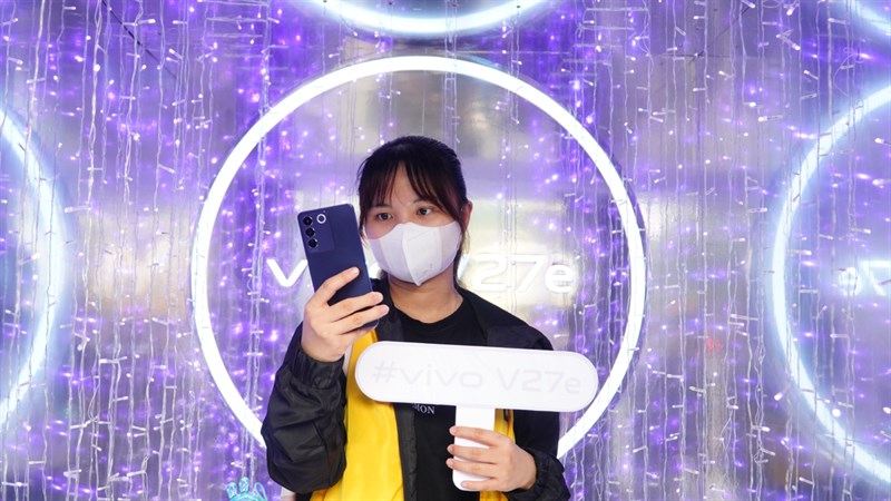 Toàn cảnh sự kiện mở bán Vivo V27e với không khí sôi nổi, quà tặng vô vàn Toàn cảnh sự kiện mở bán Vivo V27e với không khí sôi nổi, quà tặng vô vàn