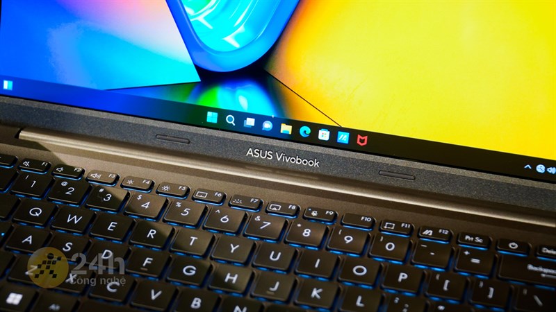 Viên pin 63 Wh trên ASUS Vivobook 14X OLED (2023) cho thời lượng sử dụng tốt.