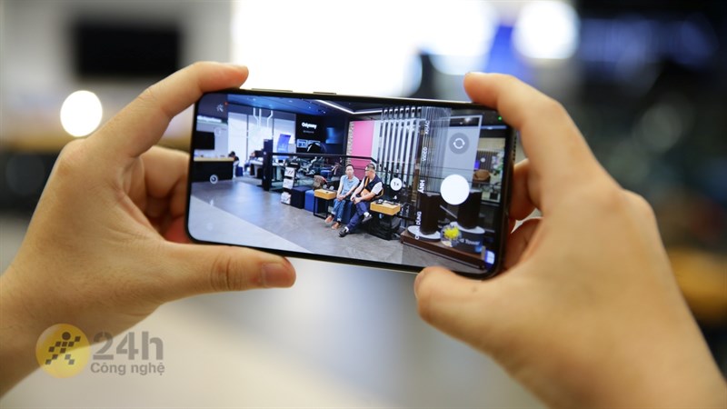 Galaxy F54 5G được cho là có camera độ phân giải cao, hỗ trợ OIS Galaxy F54 5G được cho là có camera độ phân giải cao, hỗ trợ OIS