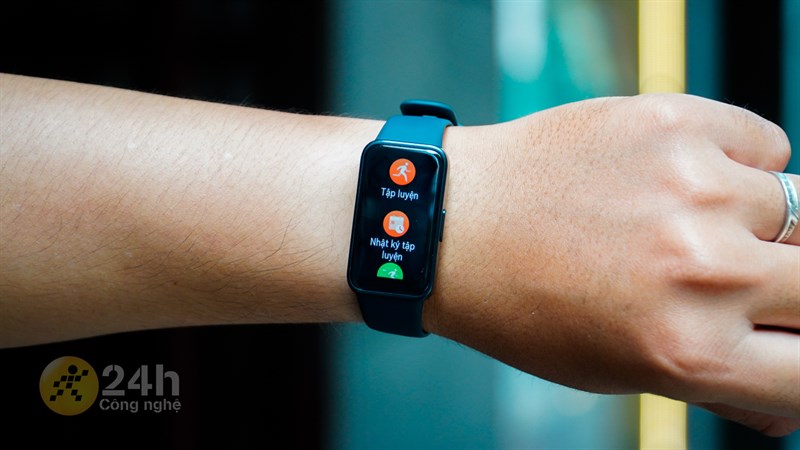 Trên tay Huawei Band 8 Trên tay Huawei Band 8