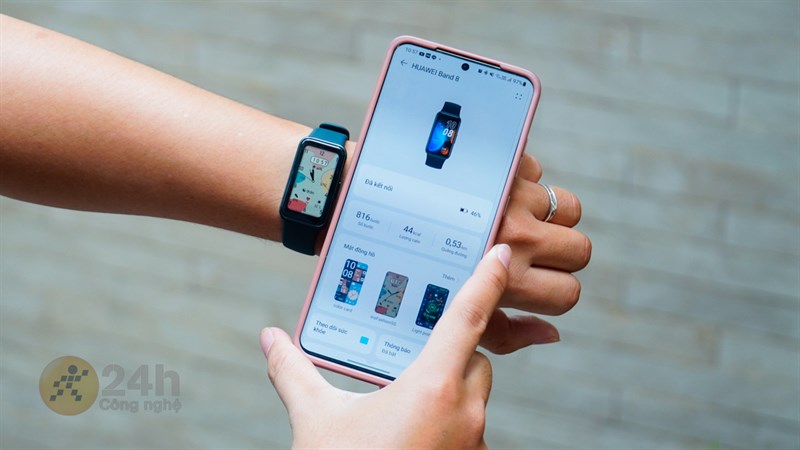 Trên tay Huawei Band 8 Trên tay Huawei Band 8