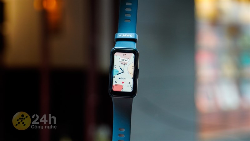 Trên tay Huawei Band 8 Trên tay Huawei Band 8
