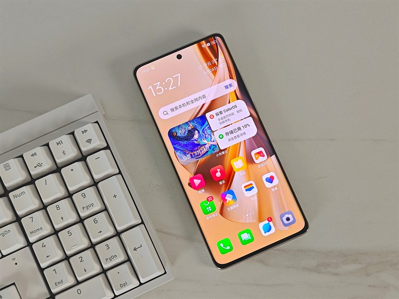 OPPO Reno10 Pro+ sở hữu màn hình có chất lượng hiển thị rất tốt