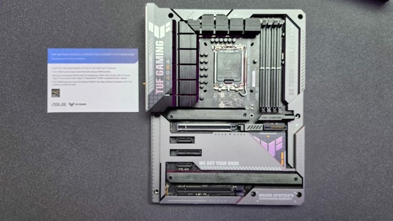 Cận cảnh bo mạch chủ ASUS Z790 TUF Gaming 