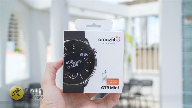 Hộp đựng Amazfit GTR Mini được thiết kế đơn giản thân thuộc