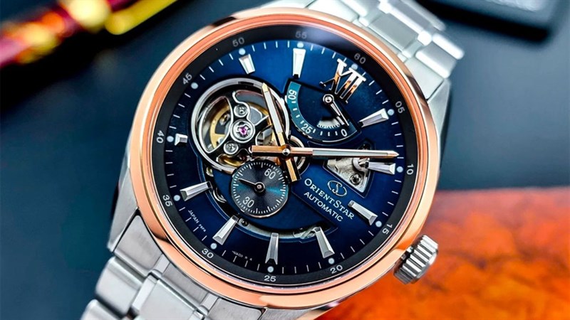 Đồng hồ có thiết kế Classic nhưng vẫn rất mạnh mẽ và đẹp mắt