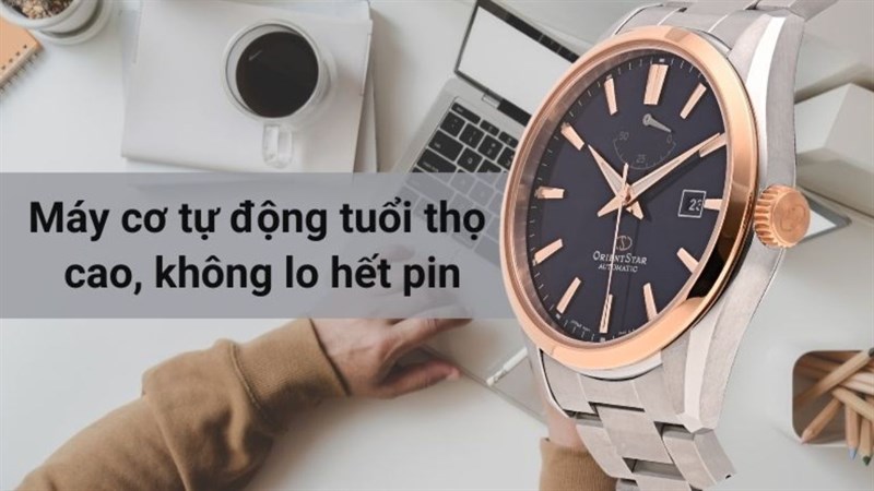 Máy cơ tự động nên bạn không cần phải lên cót hay thay pin