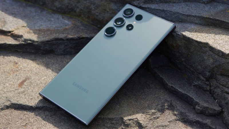 Tuy nhiên, Galaxy S24 Ultra sẽ có nâng cấp về khả năng zoom lên tới 10x