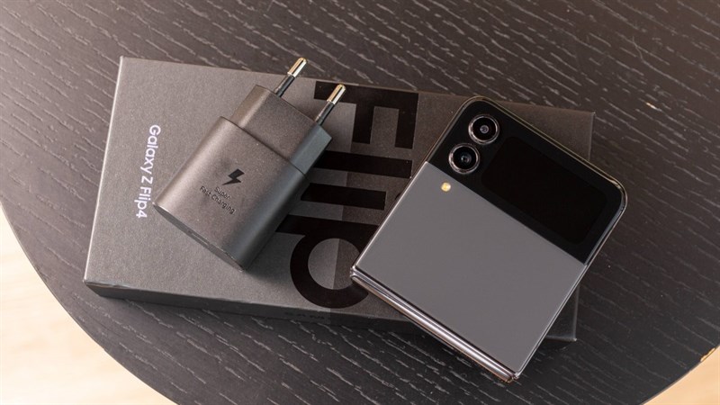 5 điều sẽ khiến Galaxy Z Flip5 tiếp tục thống trị doanh số thị trường smartphone gập 5 điều sẽ khiến Galaxy Z Flip5 tiếp tục thống trị doanh số thị trường smartphone gập