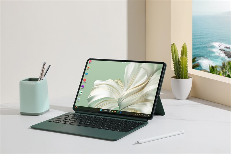 Huawei MateBook E 2023 vẫn sở hữu ngoại hình nhỏ gọn và linh hoạt như 'người tiền nhiệm' Huawei MateBook 2022