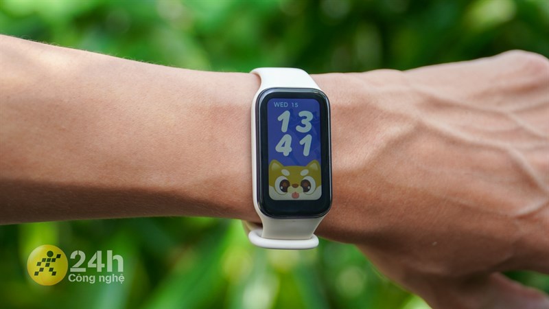 2. Xiaomi Redmi Band 2  - Đồng hồ thông minh giá tốt, nhiều chức năng