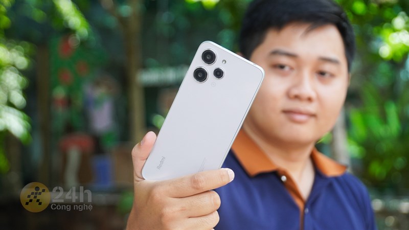 Selfie trên Redmi 12 khá thích chứ chẳng đùa đâu