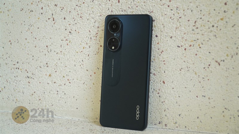 OPPO A98 5G sở hữu kiểu dáng thiết kế quen thuộc OPPO A98 5G sở hữu kiểu dáng thiết kế quen thuộc