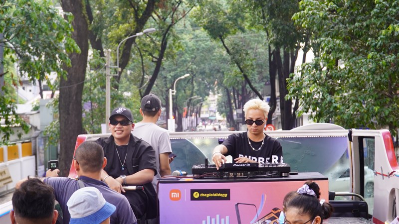 Toàn cảnh sự kiện trải nghiệm Redmi 12 trên Bus Tour Toàn cảnh sự kiện trải nghiệm Redmi 12 trên Bus Tour