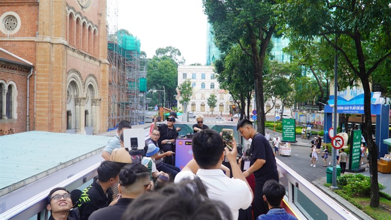 Toàn cảnh sự kiện trải nghiệm Redmi 12 trên Bus Tour Toàn cảnh sự kiện trải nghiệm Redmi 12 trên Bus Tour