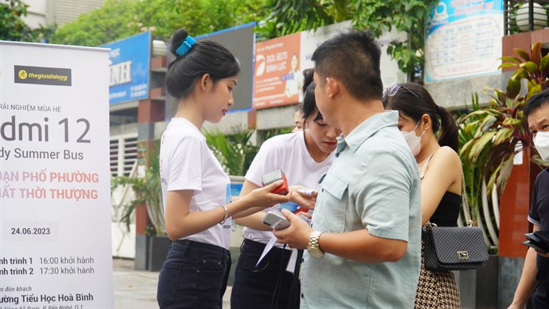 Toàn cảnh sự kiện trải nghiệm Redmi 12 trên Bus Tour Toàn cảnh sự kiện trải nghiệm Redmi 12 trên Bus Tour