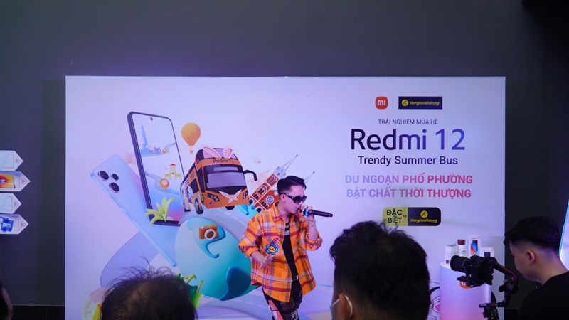Toàn cảnh sự kiện trải nghiệm Redmi 12 trên Bus Tour Toàn cảnh sự kiện trải nghiệm Redmi 12 trên Bus Tour