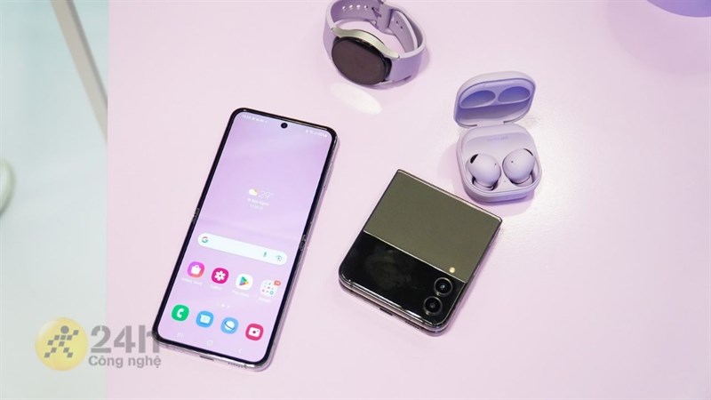 Chẳng những có thiết kế đẹp Galaxy Z Flip4 còn có hiệu năng mạnh mẽ