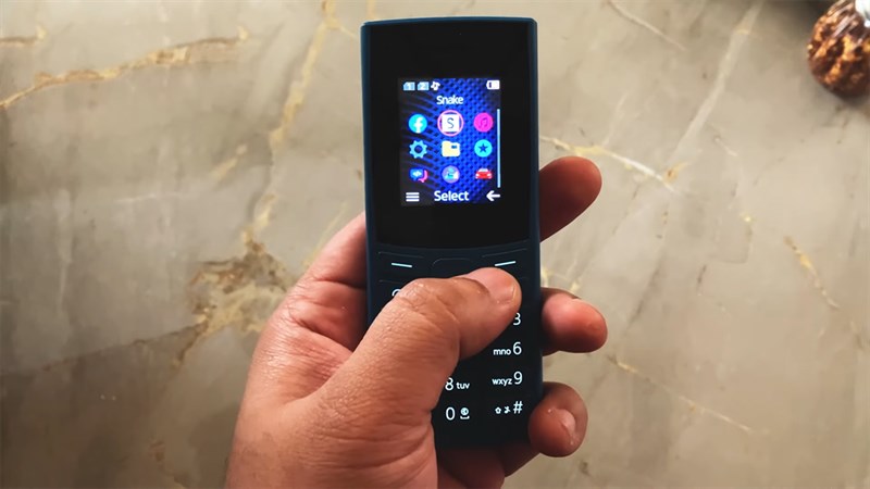 Thiết bị còn có thể mở rộng bộ nhớ lên đến 32 GB Thiết bị còn có thể mở rộng bộ nhớ lên đến 32 GB