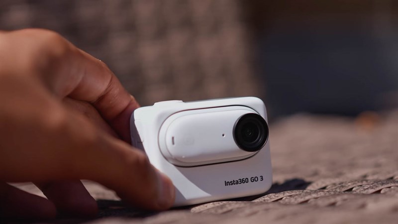 Trên tay Insta360 GO 3 Trên tay Insta360 GO 3