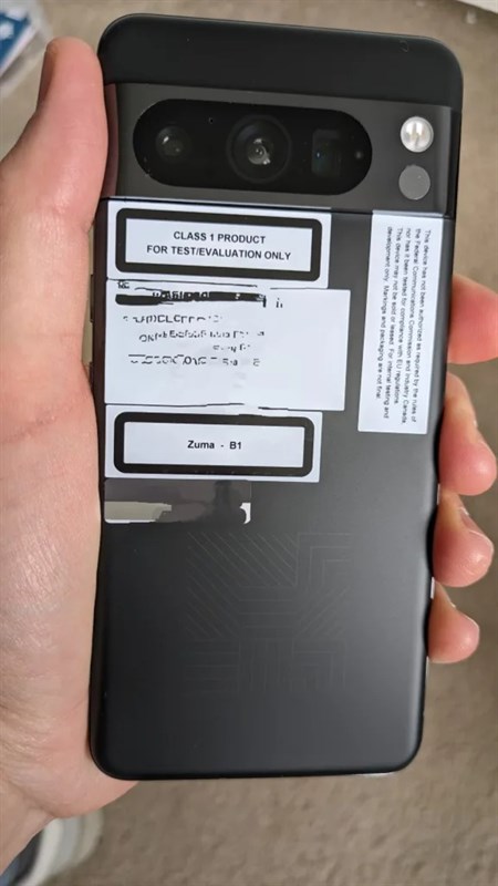Mặt sau của Pixel 8 Pro Mặt sau của Pixel 8 Pro