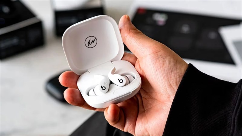 Beats Fit Pro fragment design bản màu trắng Beats Fit Pro fragment design bản màu trắng