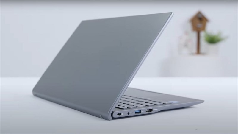 Laptop văn phòng đáng mua nhất mà bạn nên sở hữu. Laptop văn phòng đáng mua nhất mà bạn nên sở hữu.