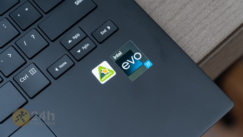 LG Gram 2023 được trang bị vi xử lý Intel Core i7-1360P và đạt chuẩn Intel EVO LG Gram 2023 được trang bị vi xử lý Intel Core i7-1360P và đạt chuẩn Intel EVO