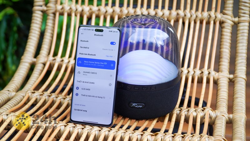 Rezo Home Series One cho phép kết nối thêm một loa nhằm tối ưu trải nghiệm Rezo Home Series One cho phép kết nối thêm một loa nhằm tối ưu trải nghiệm