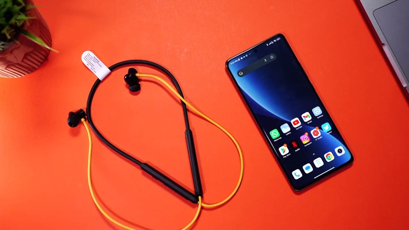 Trên tay realme Buds Wireless 3