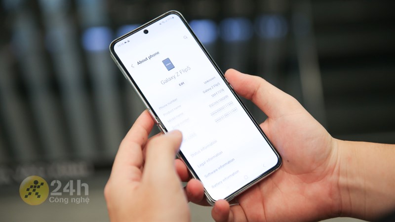 Galaxy Z Flip5 ra mắt Galaxy Z Flip5 ra mắt