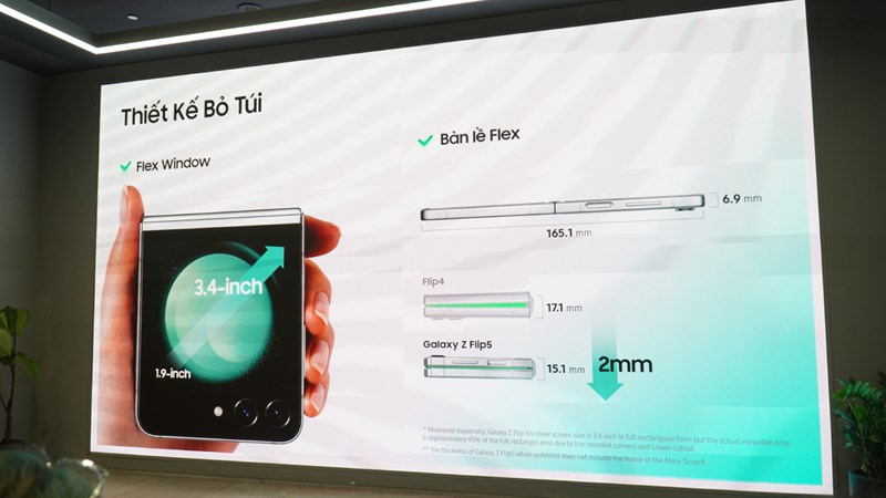 Galaxy Z Flip5 ra mắt Galaxy Z Flip5 ra mắt