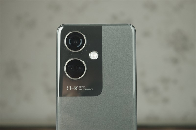 Điểm nhấn nổi bật nhất trên thiết kế của OPPO K11 5G là cụm camera Điểm nhấn nổi bật nhất trên thiết kế của OPPO K11 5G là cụm camera