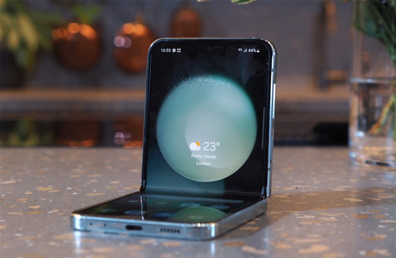 Galaxy Z Flip5 Galaxy Z Flip5